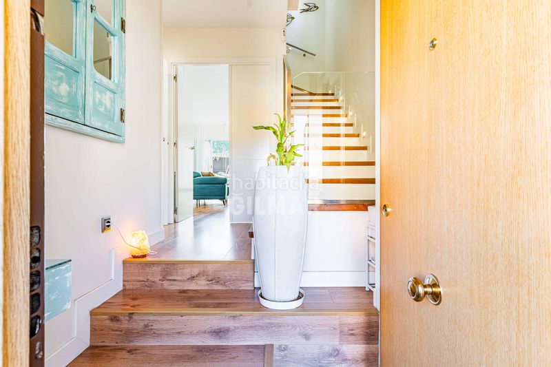 Foto a593b102-9745-4e40-8cd2-bb301cfd817c. Casa adossada amb calefacció aparcament a Parque Europa-Los Pitufos Pinto