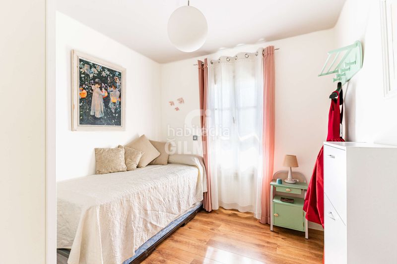 Foto b1d4b2e5-e20e-41bd-ab24-1b08579120d5. Casa adossada amb calefacció aparcament a Parque Europa-Los Pitufos Pinto