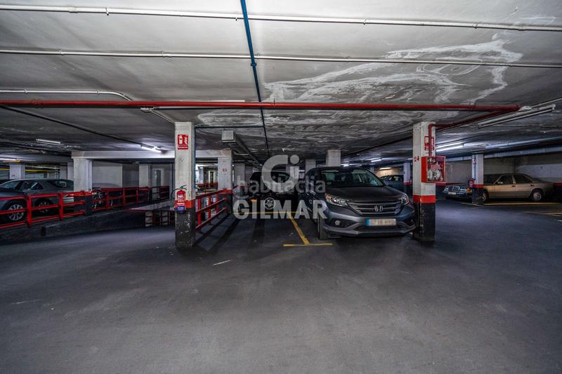 Foto eb1dde2e-add0-4035-b472-3a015b739fe6. Posto auto in Salvador Madrid