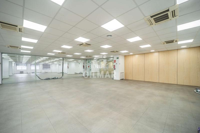 Foto 5bcc5637-9bc9-488c-9f81-7c69b1cfada5. Oficina se comercializa en julián camarillo, una zona industrial con una gran proyección, adaptando lofts y oficinas a viviendas, esta mag en Madrid