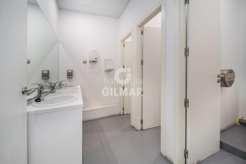 Foto 63e20bb4-1da4-41cf-8d7c-7b40be25aac4. Oficina se comercializa en julián camarillo, una zona industrial con una gran proyección, adaptando lofts y oficinas a viviendas, esta mag en Madrid