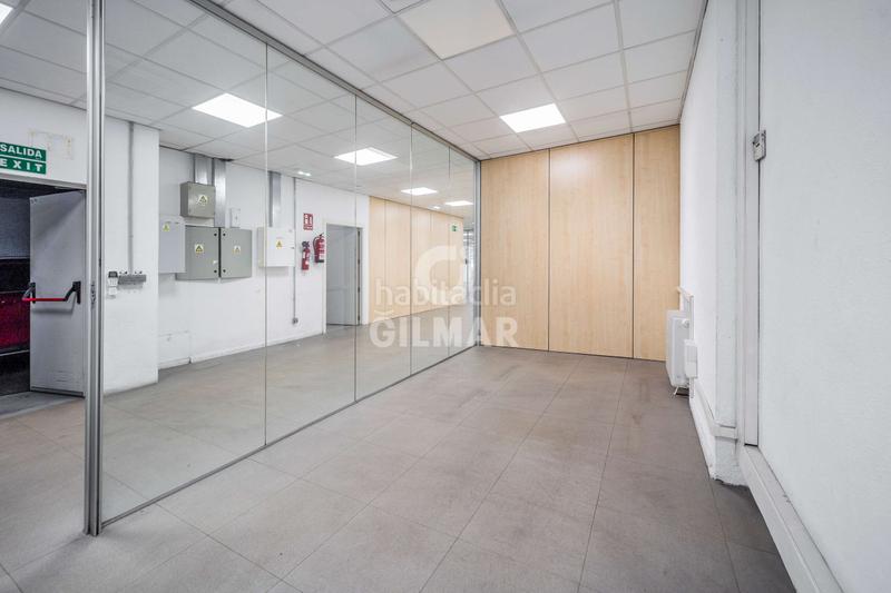 Foto 9da270bb-1964-47fc-a7fb-d8e499df9b38. Oficina se comercializa en julián camarillo, una zona industrial con una gran proyección, adaptando lofts y oficinas a viviendas, esta mag en Madrid