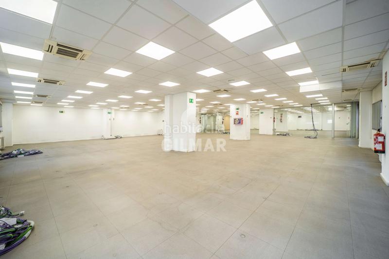 Foto f3c73c94-3048-42e9-8964-c0f40076d4d3. Oficina se comercializa en julián camarillo, una zona industrial con una gran proyección, adaptando lofts y oficinas a viviendas, esta mag en Madrid