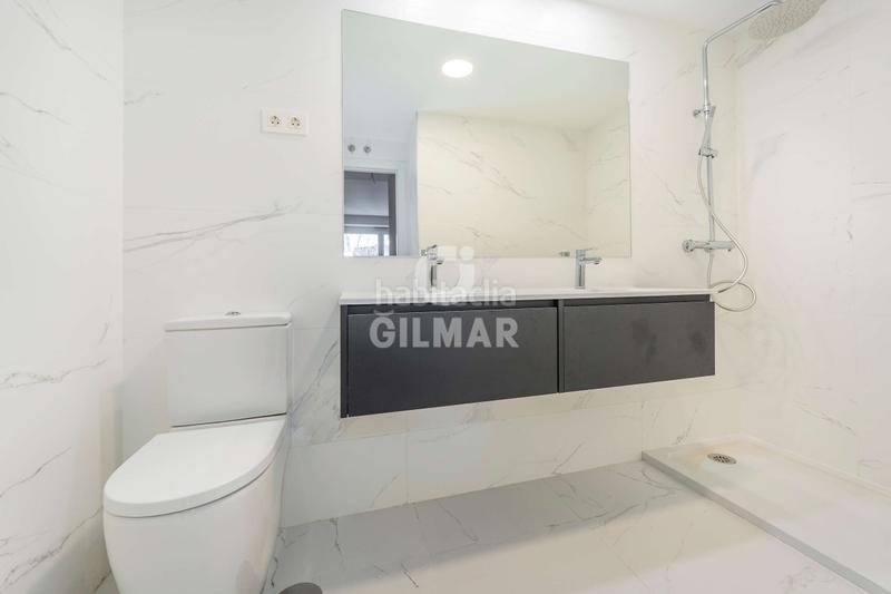 Foto beaccf86-3a0b-4571-b20a-285016ef92f4. Duplex con riscaldamento parcheggio piscina in San Juan Bautista Madrid
