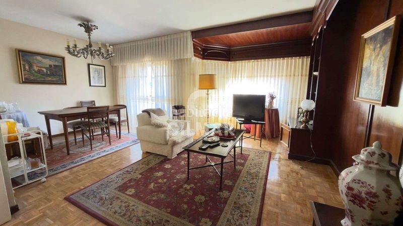 Piso ubicada en una de las zonas más demandadas del noreste , en el prestigioso entorno de arturo soria Colina, esta magnífic en Madrid - Imagen 3