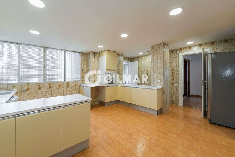 Foto dd9d350b-9ec3-4c62-9bd7-cc6e4a4ef5e6. Pis amb calefacció piscina a Costillares Madrid
