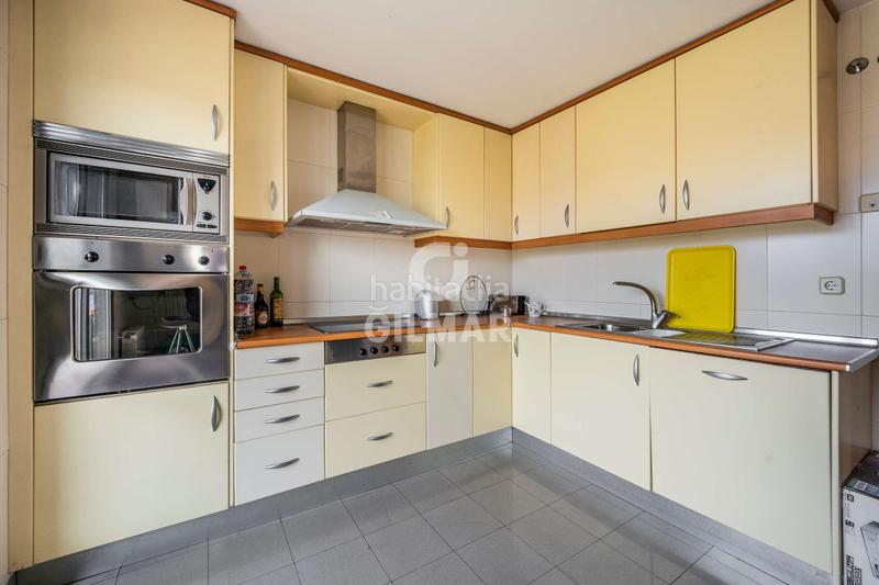 Foto 446b922a-e650-45ce-8aa7-fb8c3ccc0110. Attico con riscaldamento piscina in Guindalera Madrid