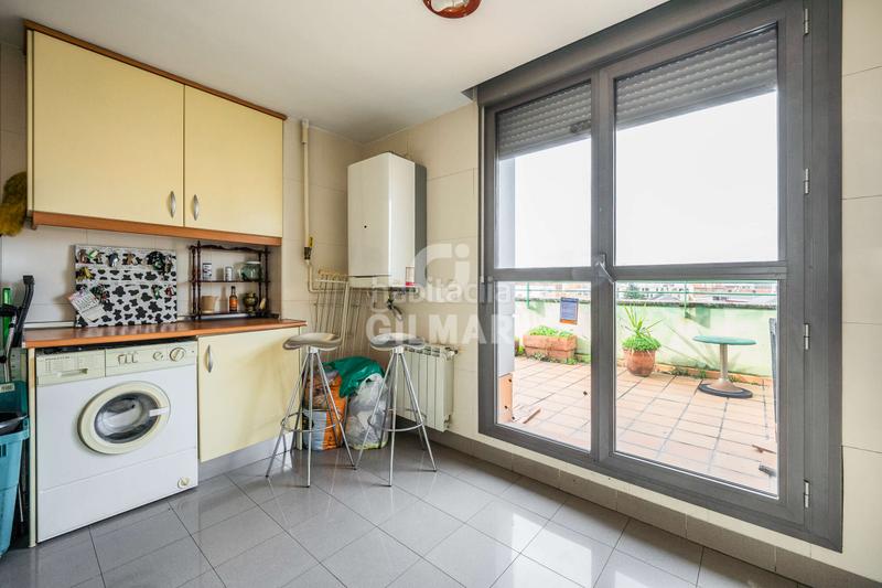 Foto f8771d3b-3735-4039-9361-1a33b17a11b1. Attico con riscaldamento piscina in Guindalera Madrid