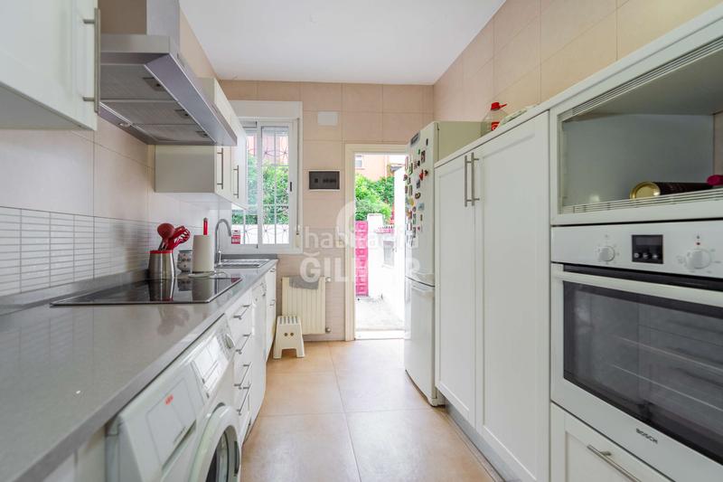 Foto 2bc4deda-bf02-482c-ac6b-d5edc1c0e57b. Chalet mit heizung in Ciudad Jardín Madrid