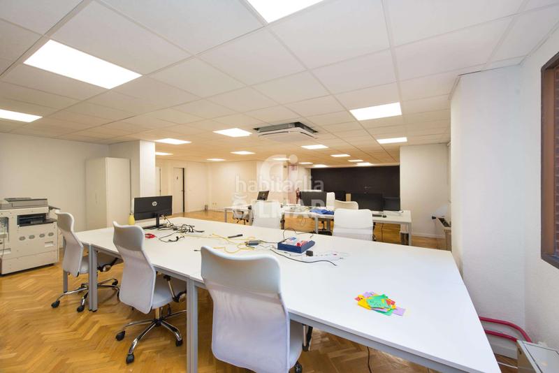Foto 0bffb18b-abdf-4360-a51f-96ed4f933968. Office space with heating in Prosperidad Madrid