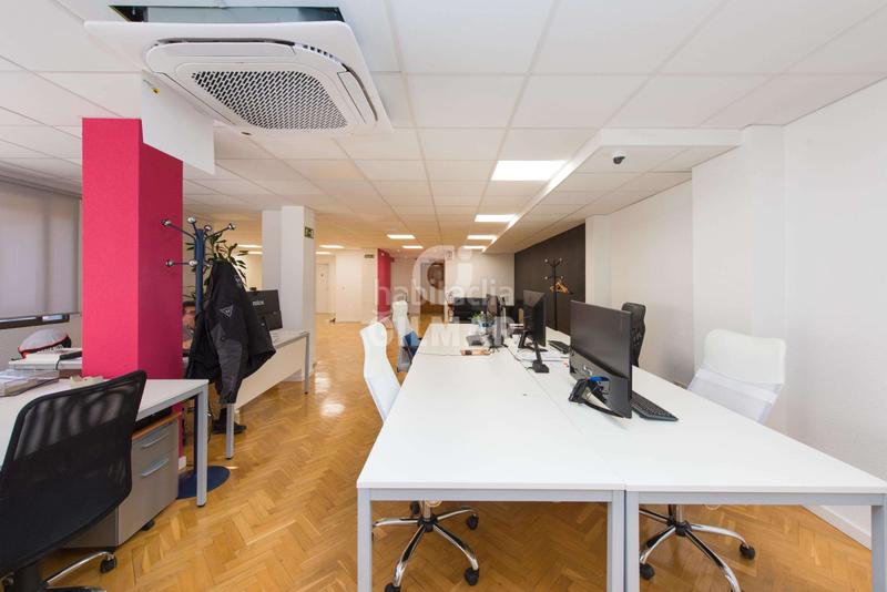 Foto 773a9488-eba2-44de-a63c-8f475ff155cb. Office space with heating in Prosperidad Madrid