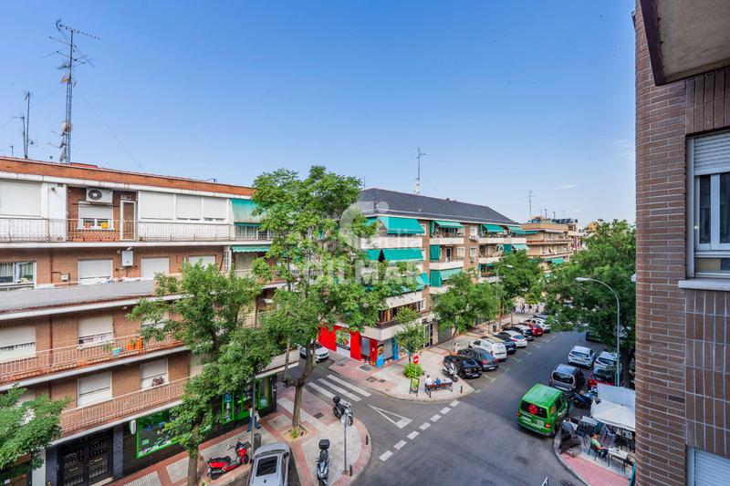 Foto c8ae1293-65e9-4f86-ae3a-a97ccc8abbbf. Flat with heating in Quintana Madrid