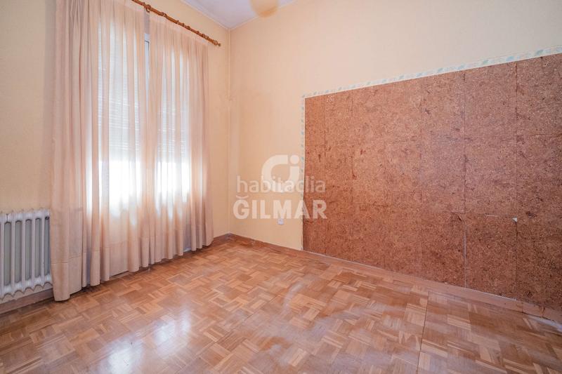 Foto aa7fe313-c5b2-4047-bc93-4f9607059506. Piso en el prestigioso barrio de Guindalera, dentro del emblemático distrito de salamanca, se presenta esta fascinante vivienda en altu en Madrid