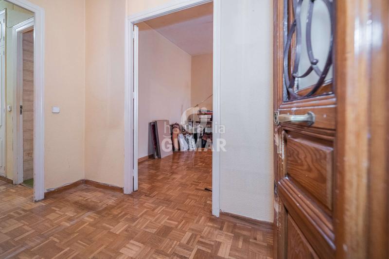 Foto de40aebd-f01e-4c70-8c7e-aa12c236784d. Piso en el prestigioso barrio de Guindalera, dentro del emblemático distrito de salamanca, se presenta esta fascinante vivienda en altu en Madrid