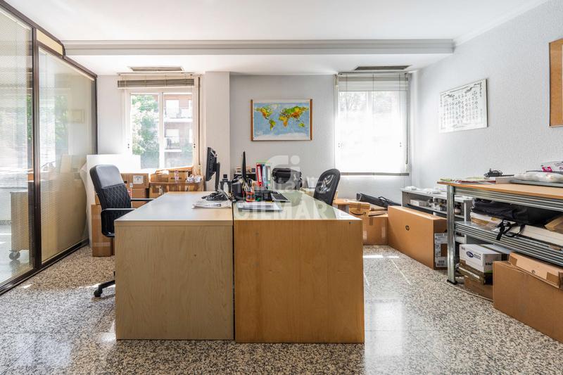 Foto 4bff59b4-b9c3-4b83-920d-323a7a2ad00b. Bureau avec chauffage dans Quintana Madrid