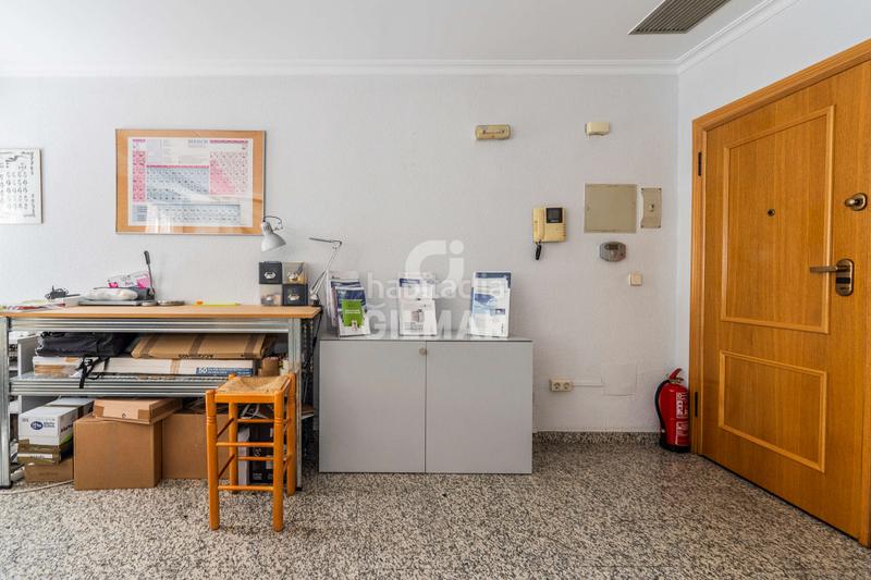 Foto 8b4d6429-9ac1-42e2-bf08-ef3d97cf3fa5. Bureau avec chauffage dans Quintana Madrid