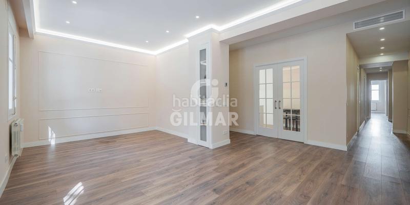 Foto b53261ee-c487-4ece-a986-b7ab317dadf2. Pis amb calefacció aparcament a Guindalera Madrid