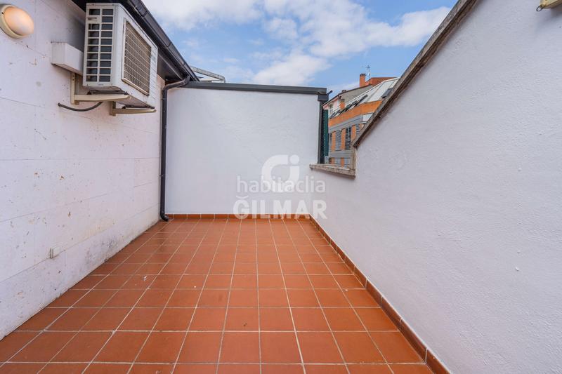 Foto 6ea62af0-a982-46bc-8732-3e4b4d77fd7e. Ático presentamos este magnífico áticodúplex con terraza solarium.este inmueble se compone de 57m construidos, además de disponer del us en Madrid