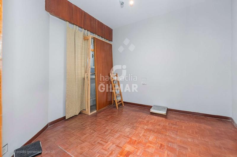 Foto a50621eb-6afc-4b31-83a5-ba1e009d39b8. Piso les presentamos este magnífico piso para reformar de 117 metros construidos con grandes posibilidades de redistribución de los esp en Madrid