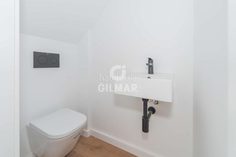 Foto e2539791-0b17-4a79-a752-cdc3bd443b7d. Àtic amb calefacció a Guindalera Madrid