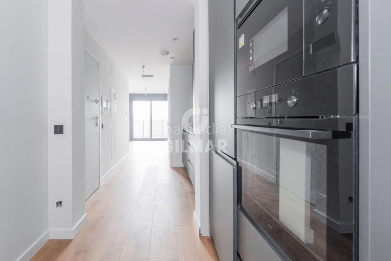 Foto e75c2718-d1db-483d-a76f-57976cca5edc. Àtic amb calefacció a Guindalera Madrid