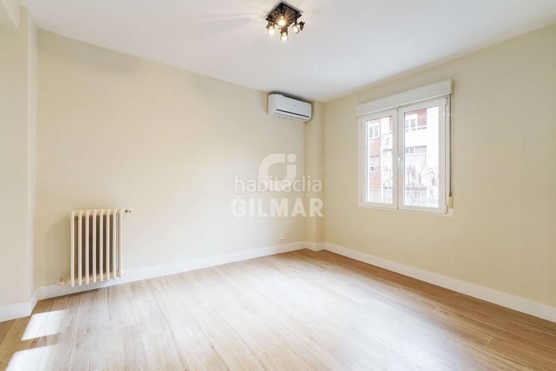 Piso este exclusivo piso de 114 metros construidos totalmente reformado y redistribuido está listo para entrar a vivir en la mejor zona en Madrid - Imagen 3