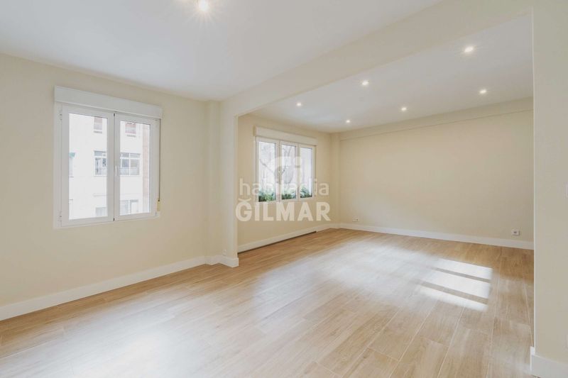 Piso este exclusivo piso de 114 metros construidos totalmente reformado y redistribuido está listo para entrar a vivir en la mejor zona en Madrid - Imagen 2