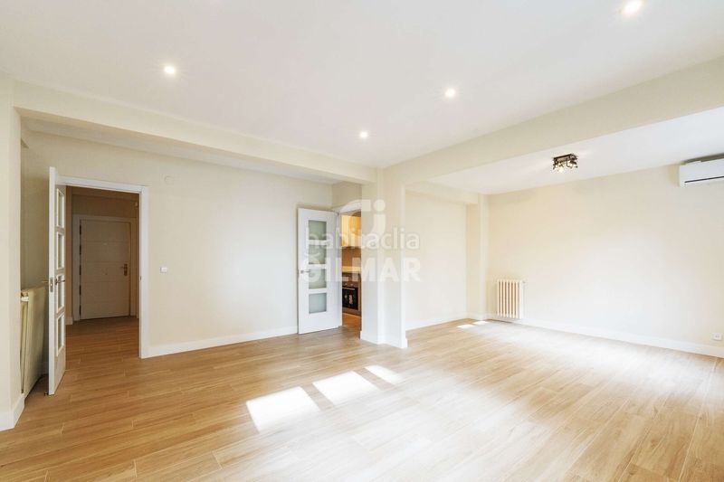 Piso este exclusivo piso de 114 metros construidos totalmente reformado y redistribuido está listo para entrar a vivir en la mejor zona en Madrid - Imagen 5