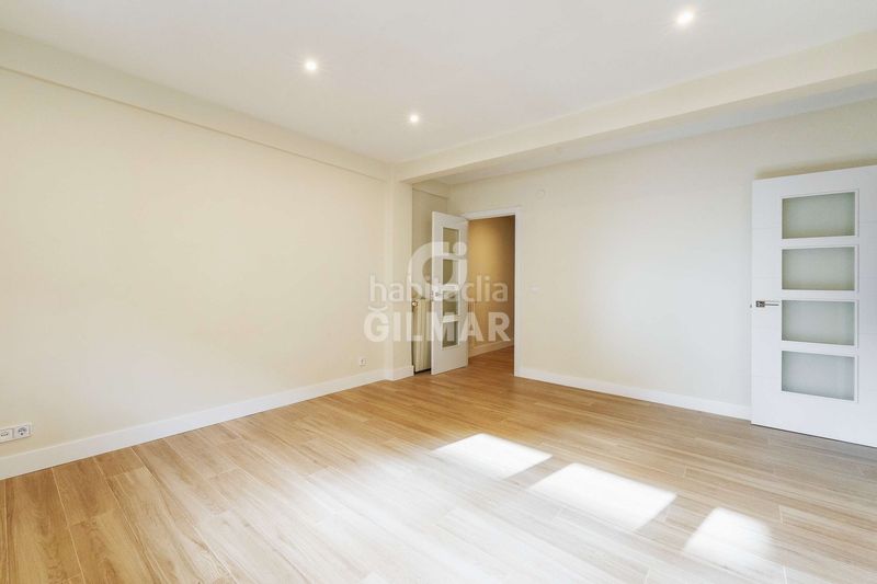 Piso este exclusivo piso de 114 metros construidos totalmente reformado y redistribuido está listo para entrar a vivir en la mejor zona en Madrid - Imagen 4