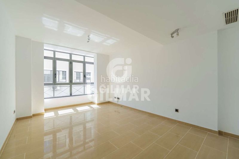 Foto a9a2511f-7463-4846-8c3a-81c56afeeb62. Pis amb calefacció aparcament a Guindalera Madrid