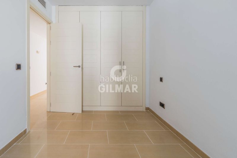 Foto b4a85e31-530f-4115-8769-a145c8294d86. Pis amb calefacció aparcament a Guindalera Madrid