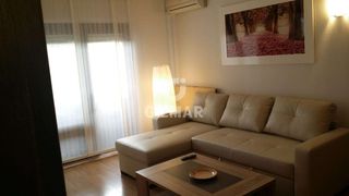 Etagenwohnung in Guindalera. Apartamento reformado con terraza en guindaleraubicado en el bar