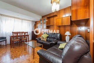 Flat in Pueblo Nuevo. Vivir en una última planta siempre marca la diferencia. y si ade