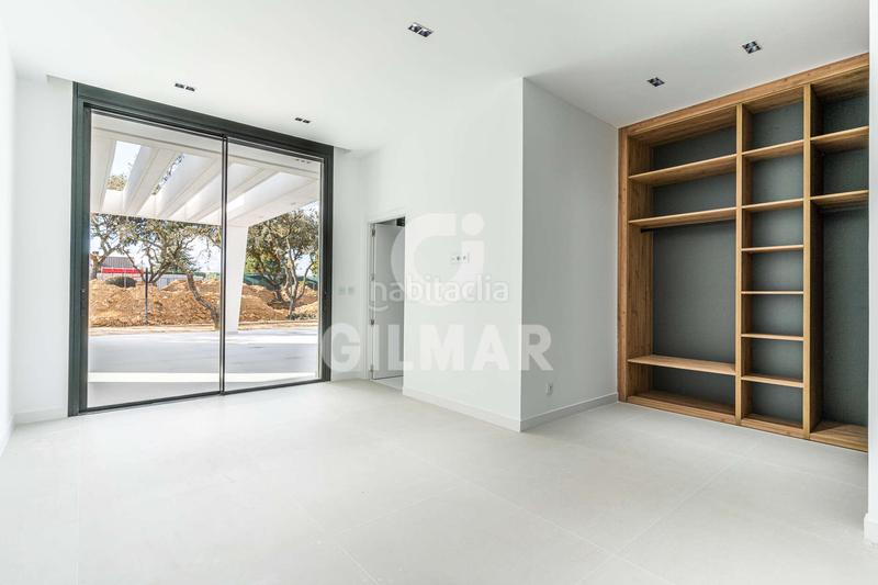 Foto a733e953-36ba-4344-945f-1f5ff570d133. Chalet con riscaldamento parcheggio piscina in Parque Boadilla Boadilla del Monte