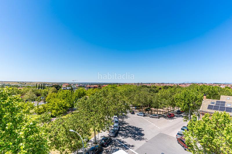 Foto b7c24eab-4c9c-4c04-9cea-4ab337f7e3e1. Àtic amb calefacció aparcament a Sector S Boadilla del Monte