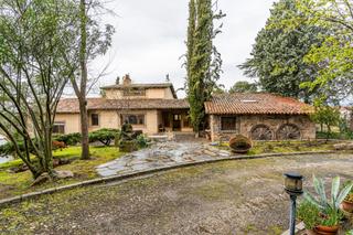 Casa a Sevilla la Nueva. Gilmar boadilla-villaviciosa vende chalet independiente en sevil