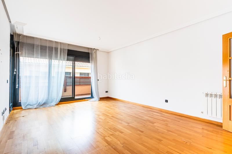 Foto 01672e32-f473-403a-b381-bf17b1826607. Piso gilmar boadilla-villaviciosa vende piso en Sector B- en Boadilla del Monte