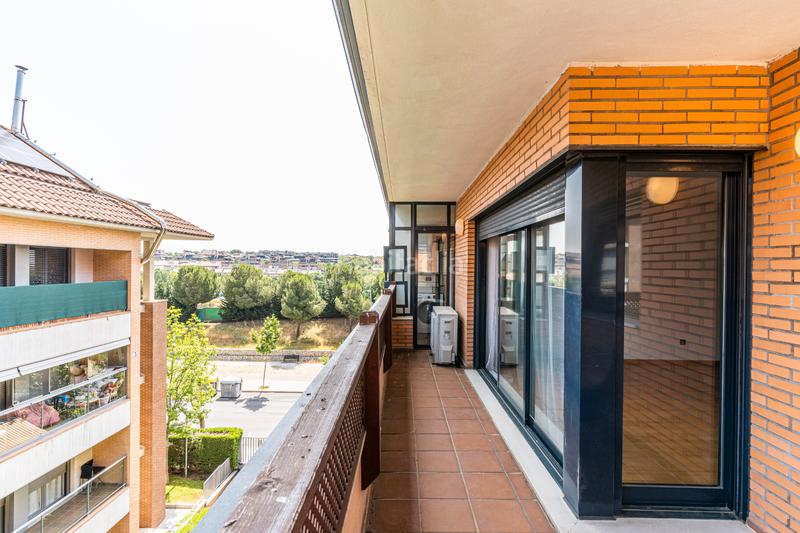 Foto e75b6b6d-8eed-412a-b074-82e53a35589b. Piso gilmar boadilla-villaviciosa vende piso en Sector B- en Boadilla del Monte