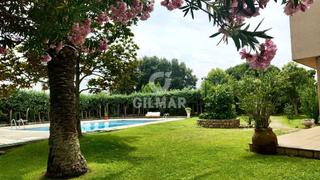 Xalet en Raya del Palancar-Guadamonte. Presentamos este magnfico chalet independiente, situado en la u