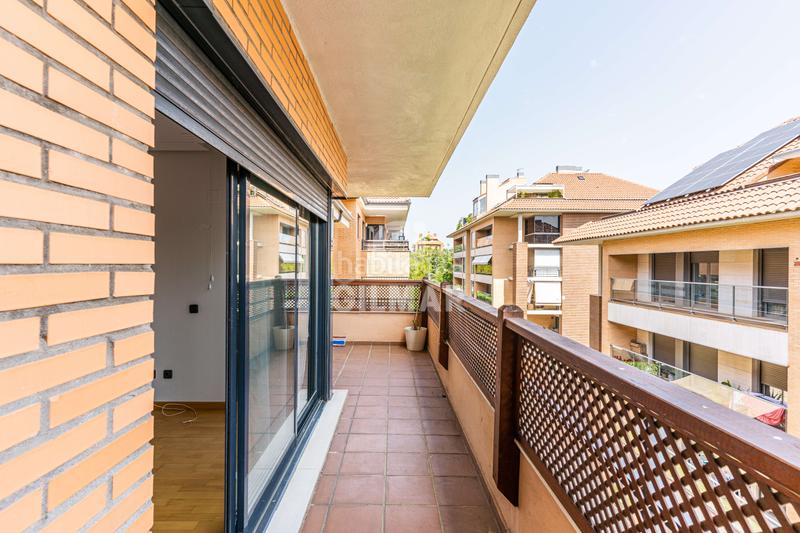 Foto 3e002535-222a-4e33-938d-d7ec785f9696. Flat with heating parking pool in Sector B Boadilla del Monte