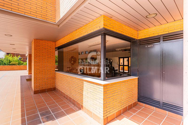Foto c14d9413-61e9-4847-ab0b-a73bf10d5e6f. Flat with heating parking pool in Sector B Boadilla del Monte