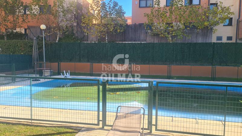 Foto 5ef03d9a-b68c-43fb-9261-0bdc430721f9. Flat with heating parking pool in Viñas Viejas Boadilla del Monte