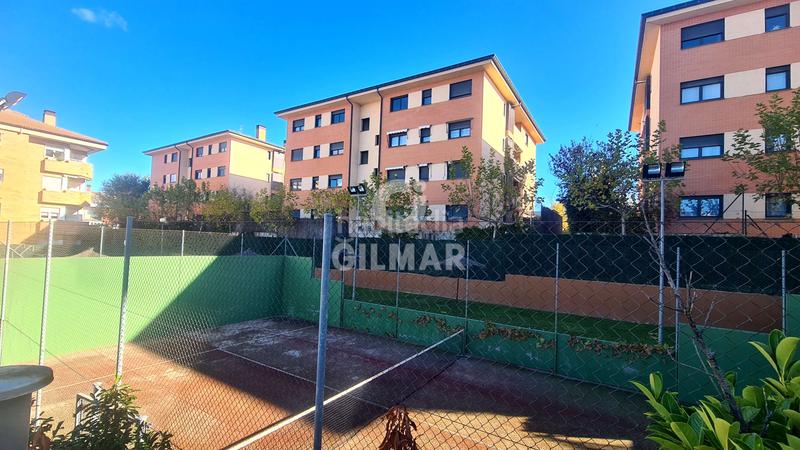 Foto 96a844a8-e1e2-43b4-968a-94e788f5c1b8. Flat with heating parking pool in Viñas Viejas Boadilla del Monte