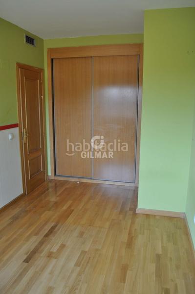 Foto b4d7ea56-08c9-4bd4-9f12-b2d3eeb8d3f4. Flat with heating parking pool in Viñas Viejas Boadilla del Monte