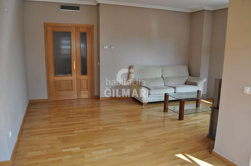 Foto be6a846c-ffe3-4dfb-a465-7f490784014d. Flat with heating parking pool in Viñas Viejas Boadilla del Monte