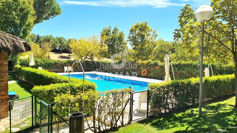 Foto ef5a8824-288f-478c-996a-1965d8834bd0. Pis amb calefacció aparcament piscina a Sector B Boadilla del Monte