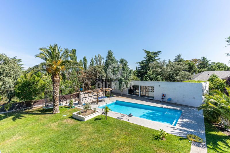 Foto df10358c-d5a9-489d-b71b-25dad64f8805. Xalet amb calefacció aparcament piscina a Urbanización Este-Montepríncipe Boadilla del Monte