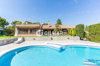 Chalet en Las Lomas