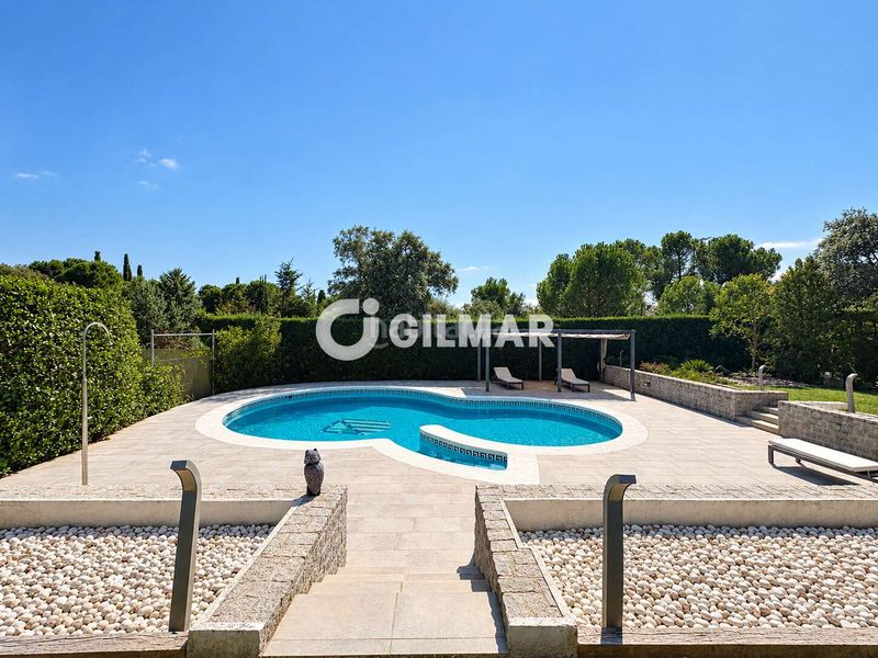 Foto e543be0a-7b39-4b30-abe1-3bf340b67628. Xalet amb calefacció aparcament piscina a Las Lomas Boadilla del Monte
