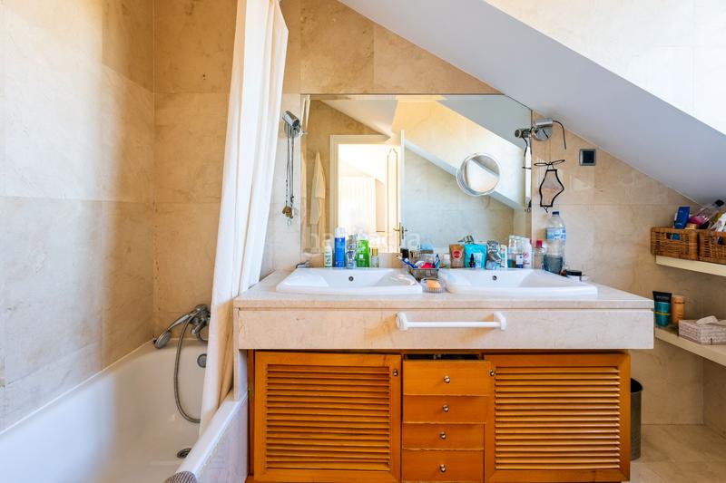 Foto 72457390-8bfa-497d-a22d-3d0e73851f85. Affitto casa con riscaldamento parcheggio piscina in Ciudalcampo